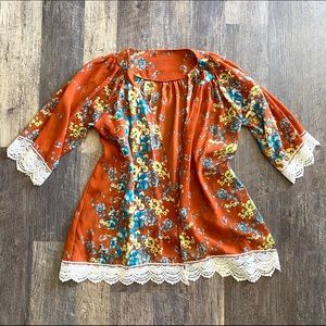 Floral and lace kimono